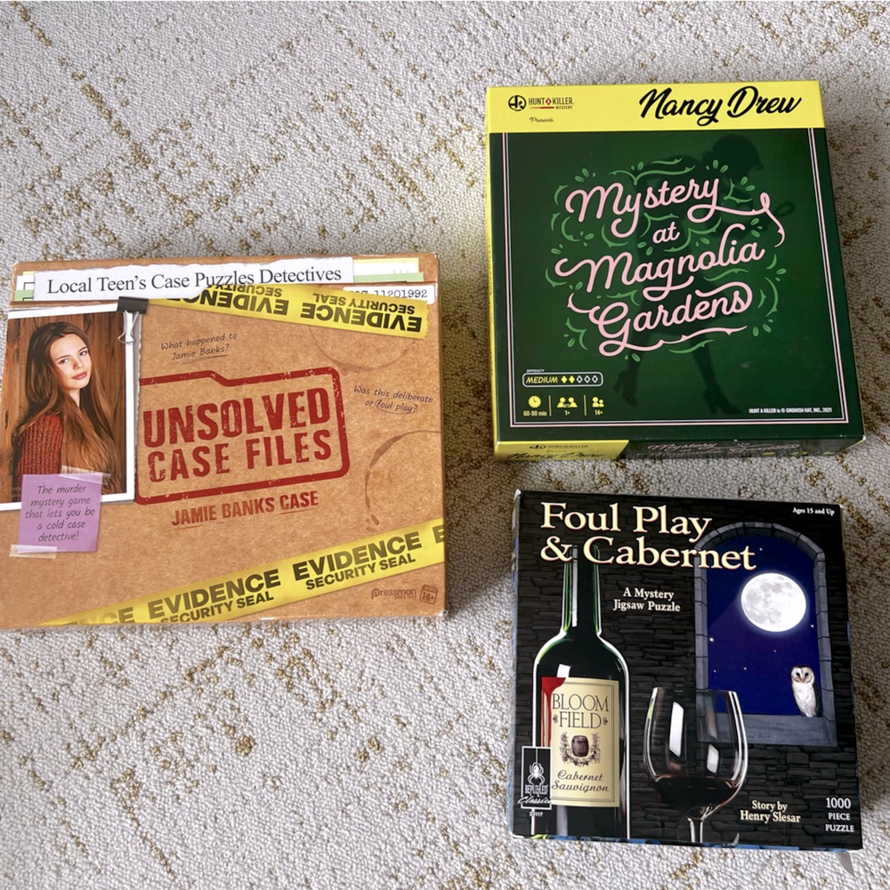 Bundle of 3 Mystery Games - Hunt a Killer, Unsolved Case Files, Mystery Puzzle